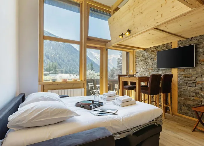 Grand Roc - Ancolies 217 - Happy * Chamonix